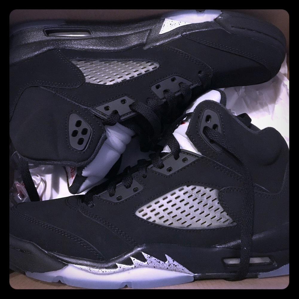 Air Jordan Retro 5 OG... 6Y/ 8W